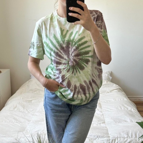 Green and purple spiral tie-dye t-shirt - Picture 1 of 6